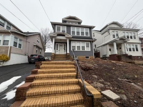 205 Chancellor Avenue Newark NJ 07112