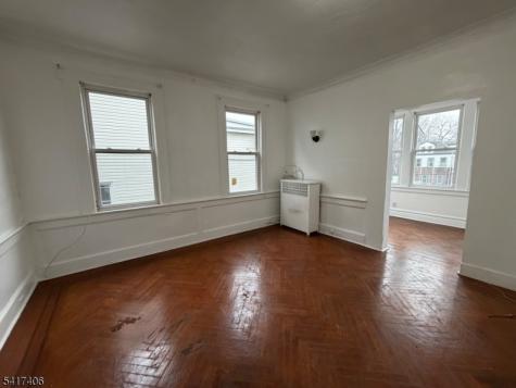 205 Chancellor Avenue Newark NJ 07112