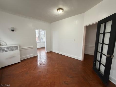 205 Chancellor Avenue Newark NJ 07112