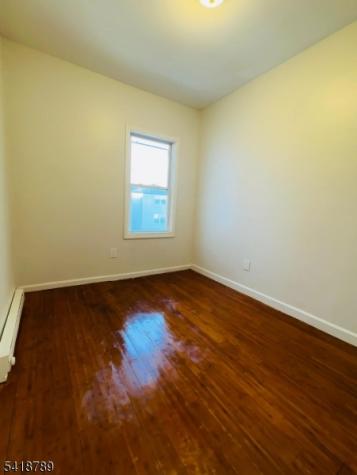 489 S 17th Street Newark NJ 07103
