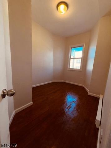 489 S 17th Street Newark NJ 07103