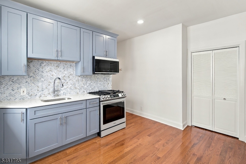 507 Beardsley Avenue Bloomfield NJ 07003
