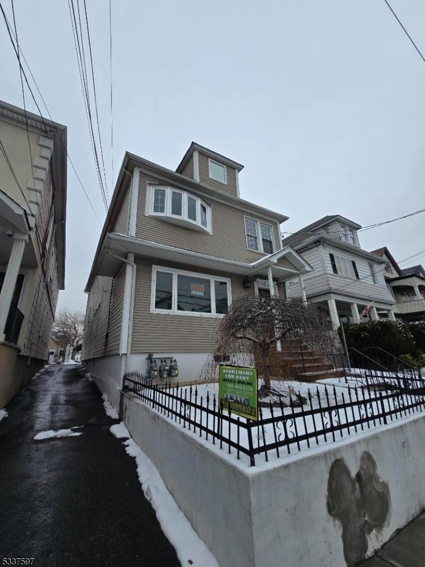 712 Jackson Avenue 1 Elizabeth NJ 07201