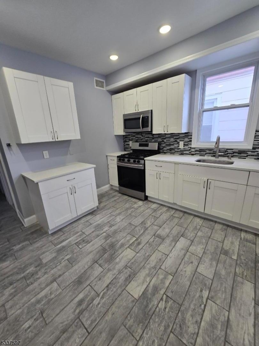 712 Jackson Avenue 1 Elizabeth NJ 07201