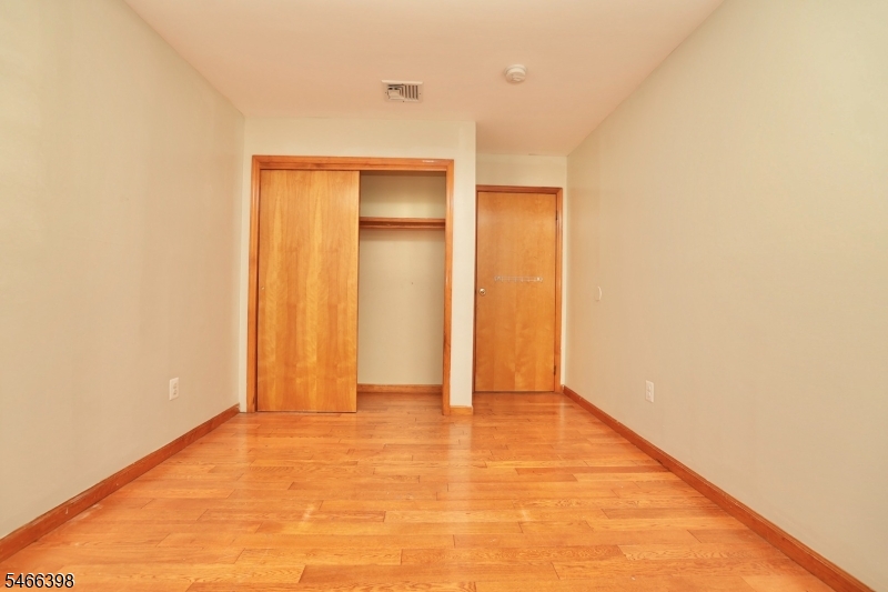 616 N 9th Street Newark NJ 07107