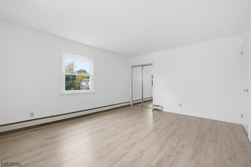 15 Wright Court Bloomfield NJ 07003