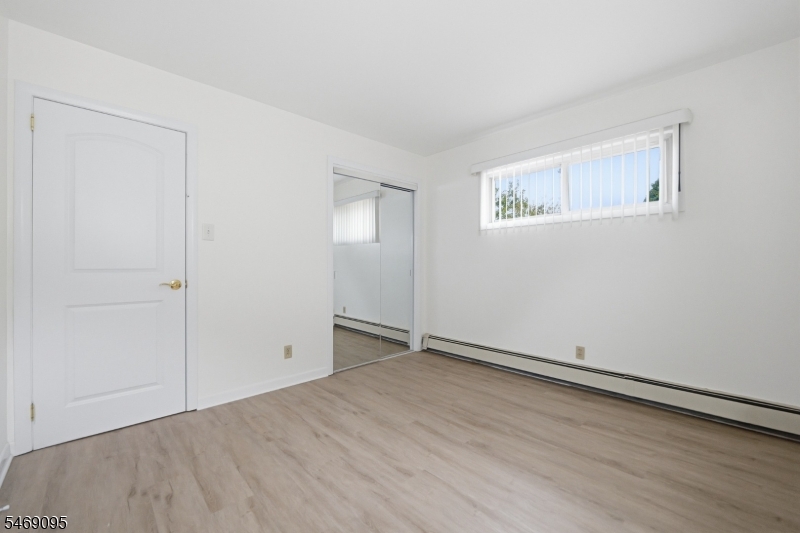 15 Wright Court Bloomfield NJ 07003