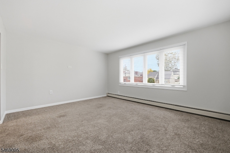 15 Wright Court Bloomfield NJ 07003