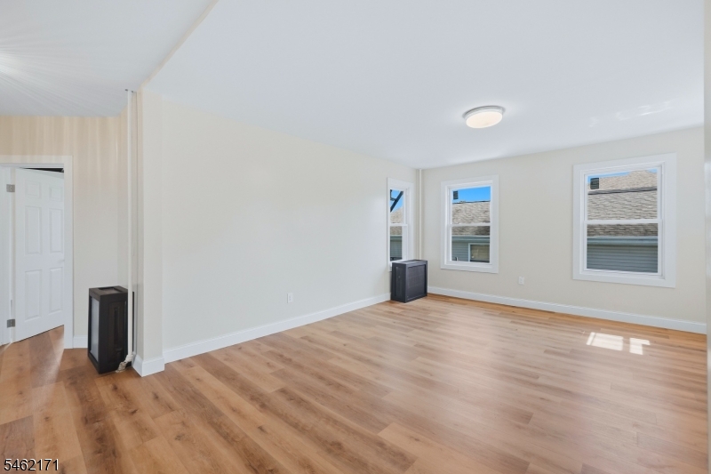 35 Rossmore Place Belleville NJ 07109