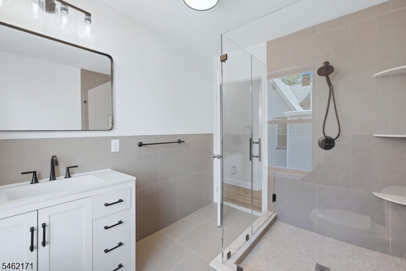 35 Rossmore Place Belleville NJ 07109