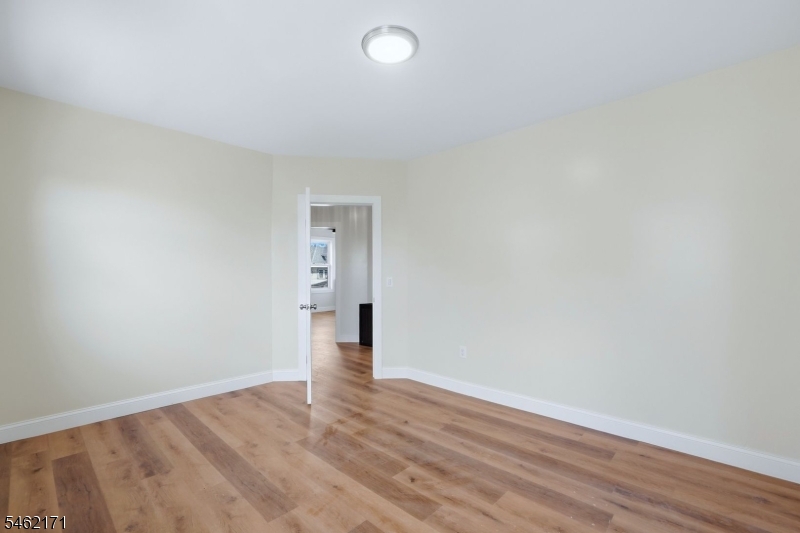 35 Rossmore Place Belleville NJ 07109