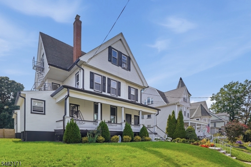 35 Rossmore Place Belleville NJ 07109