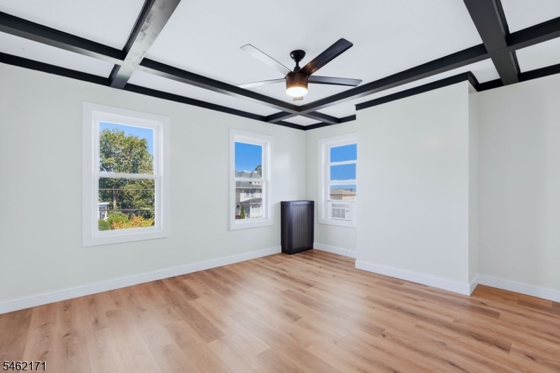 35 Rossmore Place Belleville NJ 07109