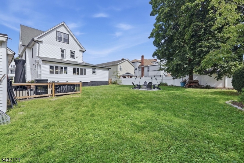 35 Rossmore Place Belleville NJ 07109
