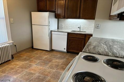 11 Montague Place Montclair NJ 07042