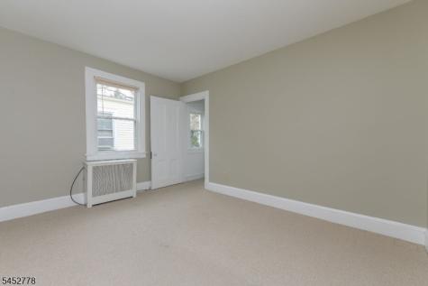 11 Montague Place Montclair NJ 07042