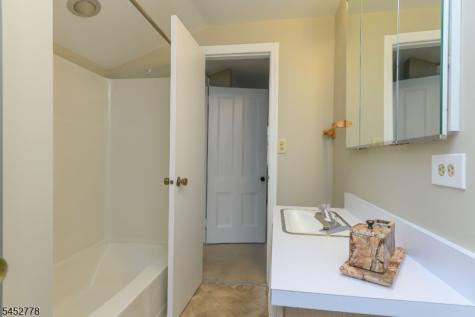 11 Montague Place Montclair NJ 07042