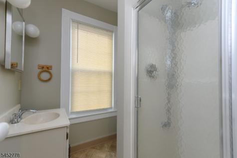 11 Montague Place Montclair NJ 07042
