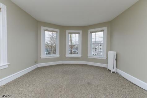 11 Montague Place Montclair NJ 07042