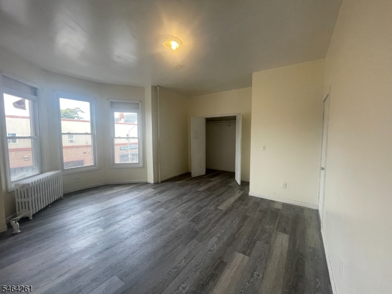 286 Broadway Paterson NJ 07501