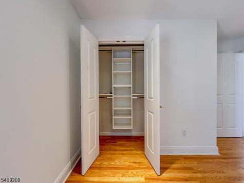 91 Cutler Street Clifton NJ 07011
