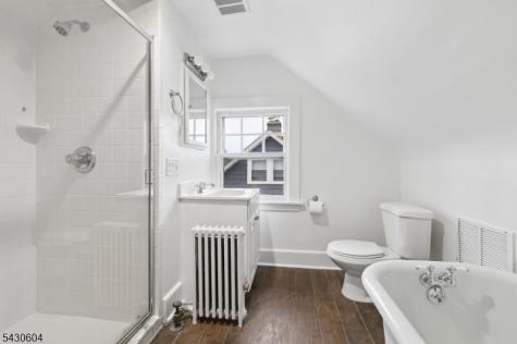 190 Fernwood Avenue Montclair NJ 07043