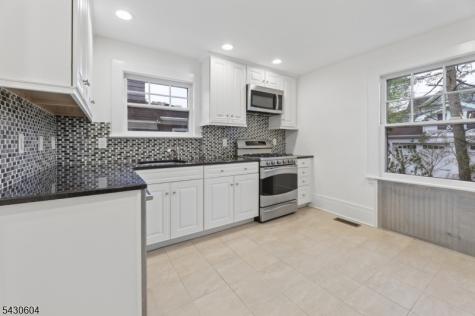 190 Fernwood Avenue Montclair NJ 07043