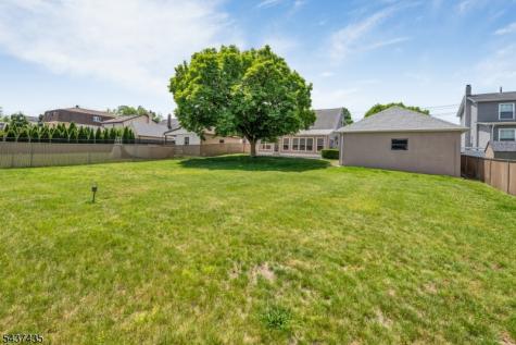 203 Charlton Avenue Lodi NJ 07644
