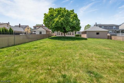 203 Charlton Avenue Lodi NJ 07644