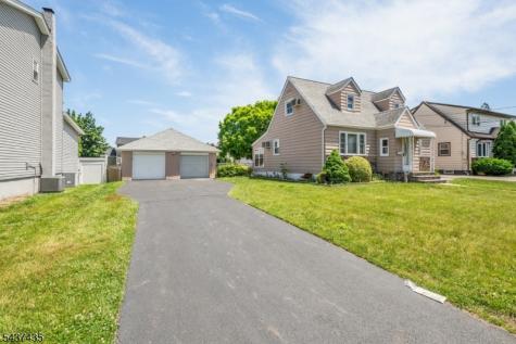 203 Charlton Avenue Lodi NJ 07644