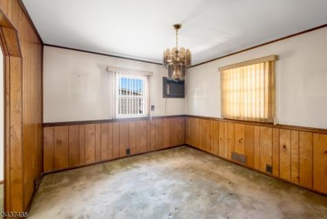 203 Charlton Avenue Lodi NJ 07644