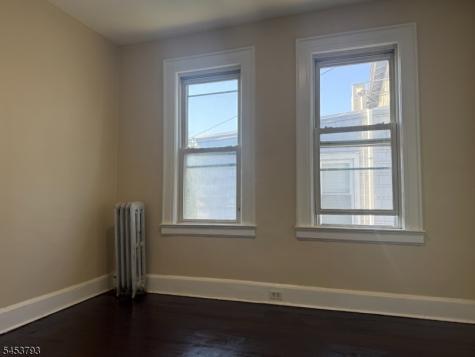 84 Arsdale Terrace East Orange NJ 07018