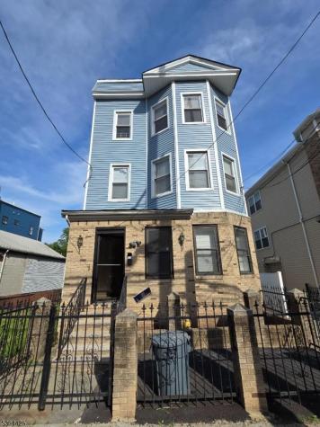 782 Bergen Street Newark NJ 07108