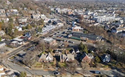 168 Washington Place Ridgewood Village NJ 07450