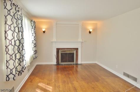 35 Troy Road East Hanover NJ 07936