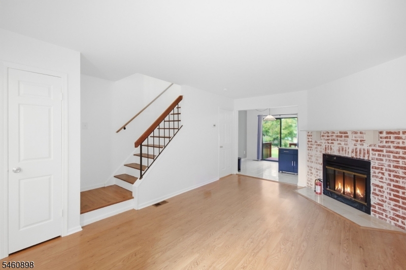 126 Locust Court Raritan NJ 08822