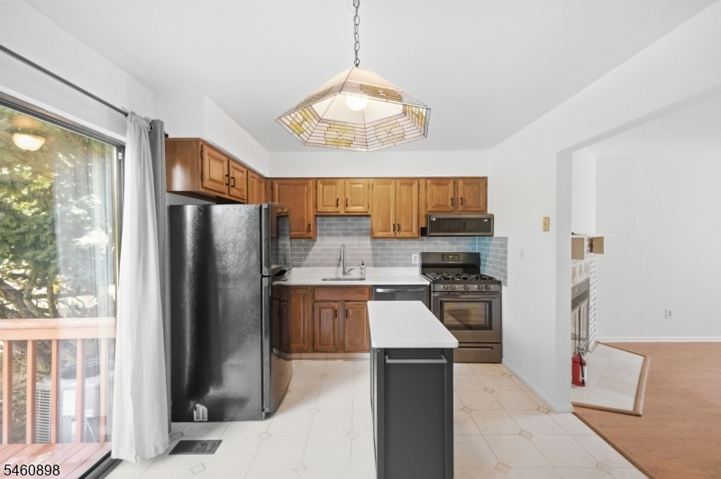 126 Locust Court Raritan NJ 08822