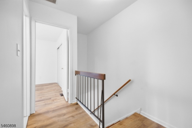 126 Locust Court Raritan NJ 08822