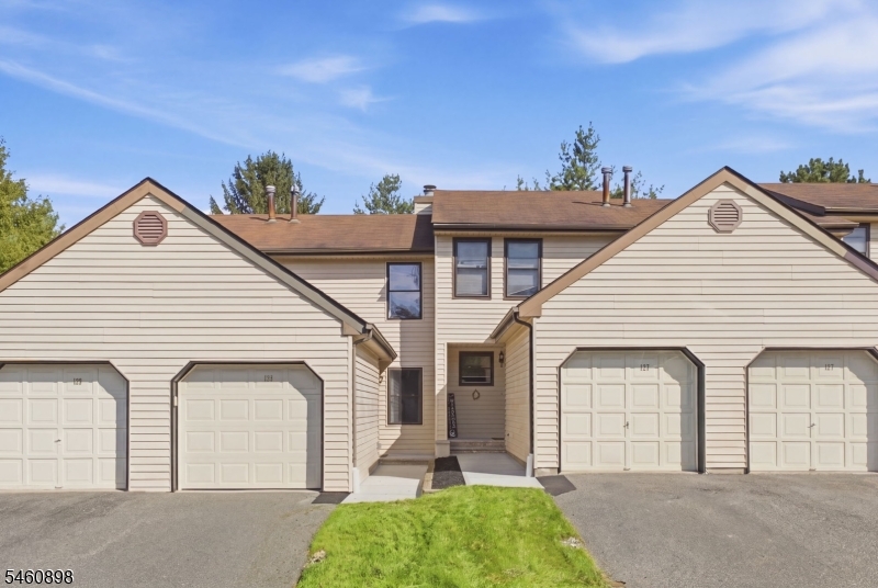 126 Locust Court Raritan NJ 08822