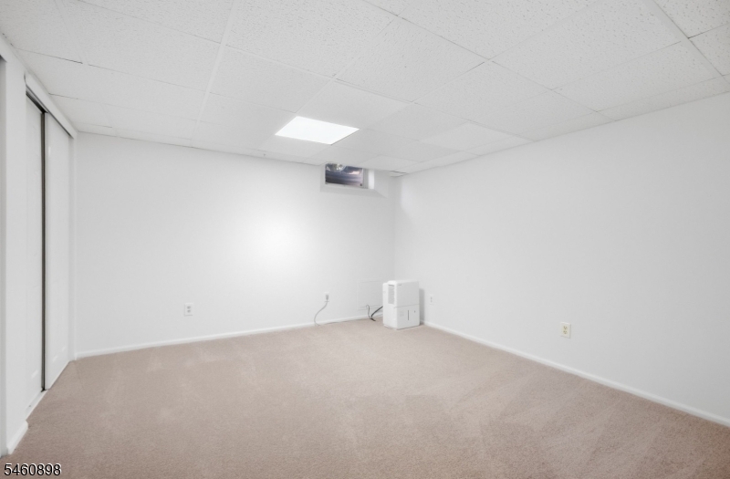 126 Locust Court Raritan NJ 08822
