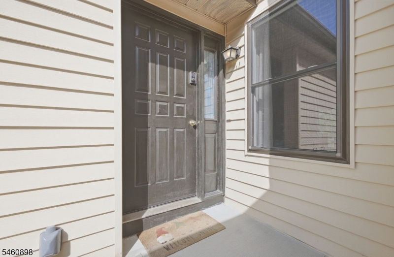 126 Locust Court Raritan NJ 08822