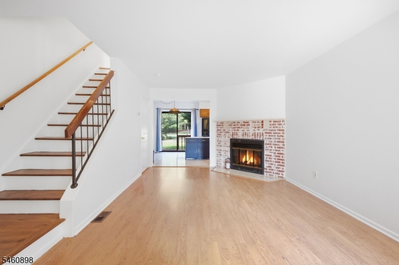 126 Locust Court Raritan NJ 08822