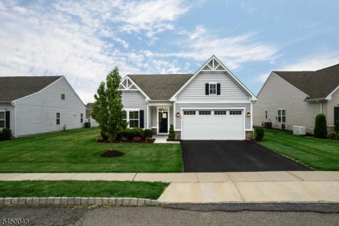 18 Mountain View Lane Mansfield NJ 07865