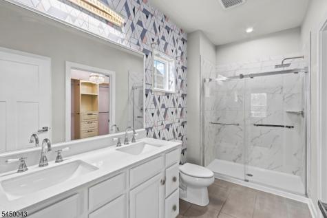 18 Mountain View Lane Mansfield NJ 07865