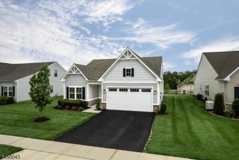 18 Mountain View Lane Mansfield NJ 07865