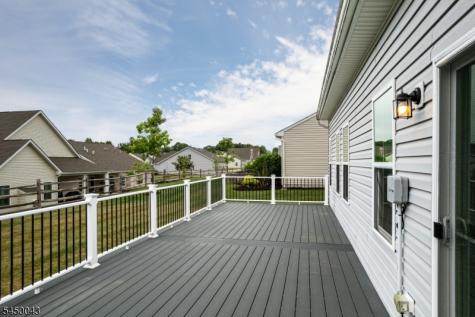 18 Mountain View Lane Mansfield NJ 07865