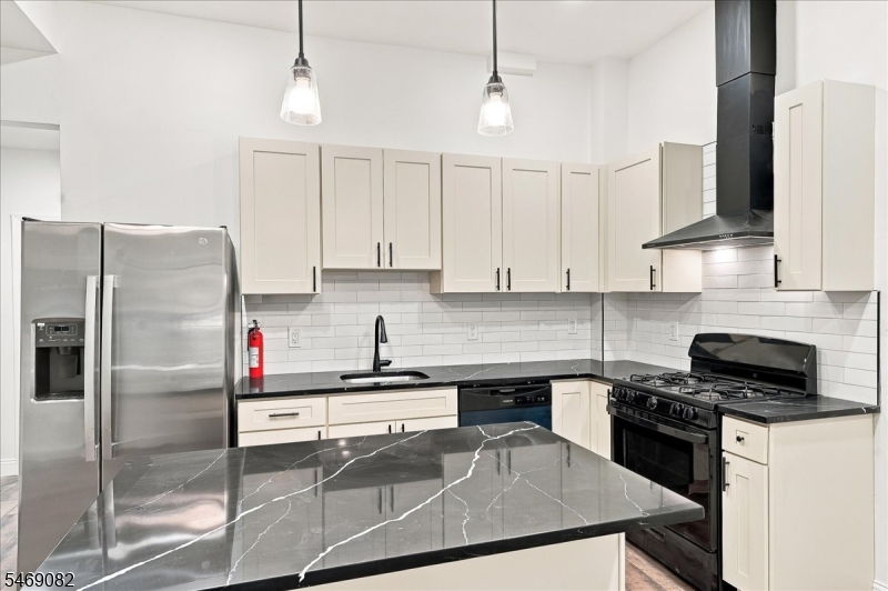 55 N 7th Street Newark NJ 07107