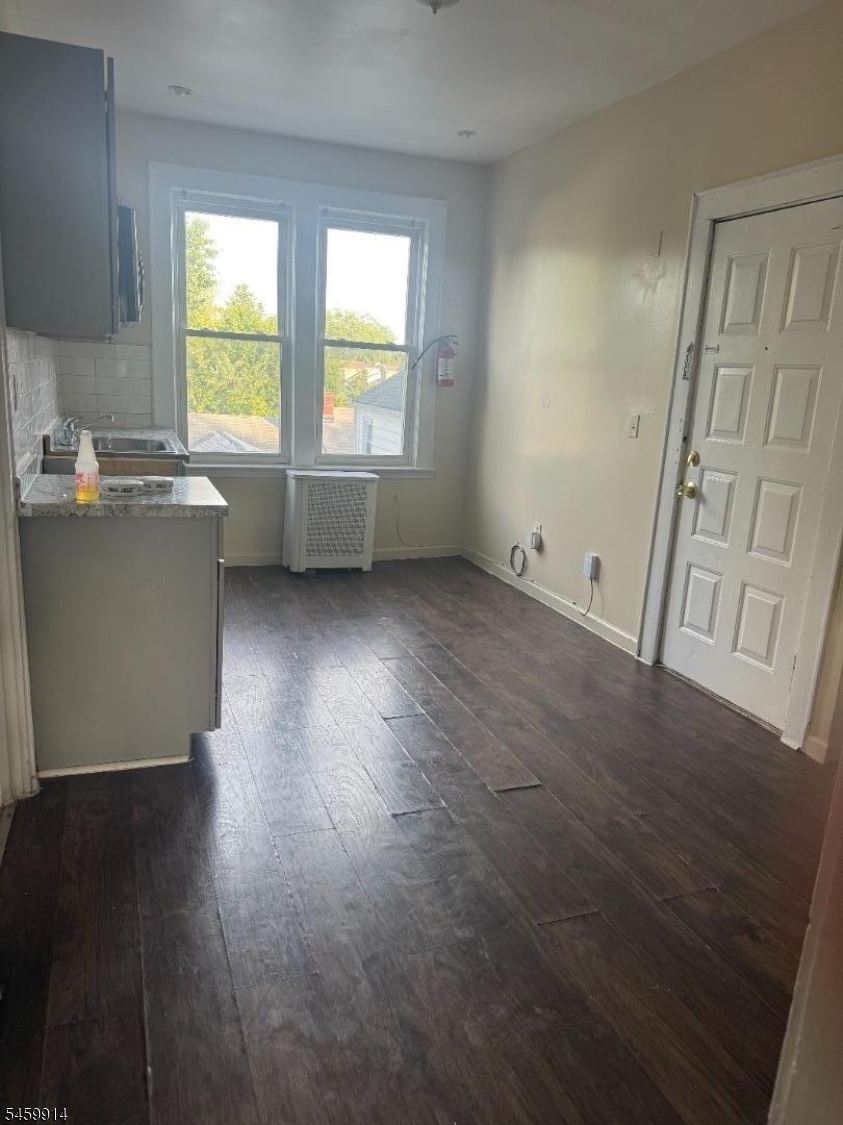 103 Sanford Place Newark NJ 07106