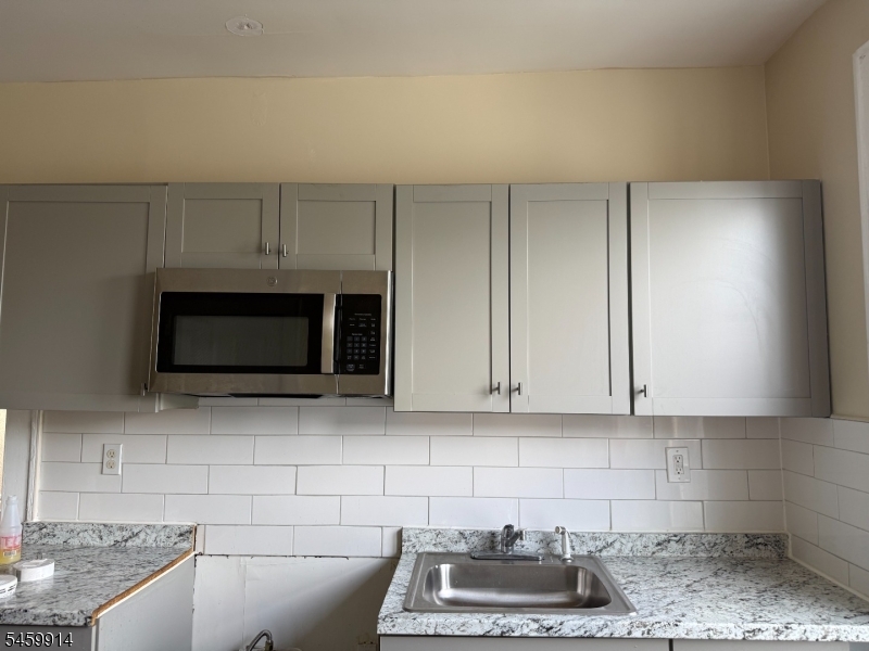 103 Sanford Place Newark NJ 07106