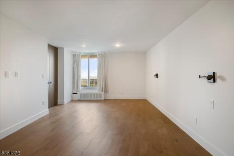 1 Claridge Drive Verona NJ 07044